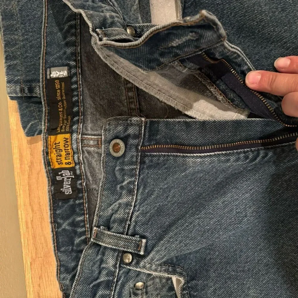 Vintage 90s Levi’s Silvertab Straight & Narrow Leg Jeans 36/34 - Picture 2 of 12